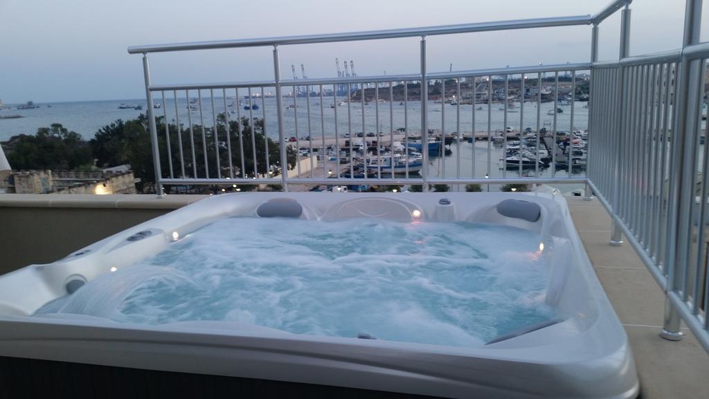 Апартаменты Seagull Penthouse Марсашлокк Экстерьер фото